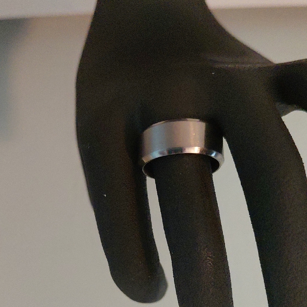 Source Unknown Polished Silver Women's Ring
